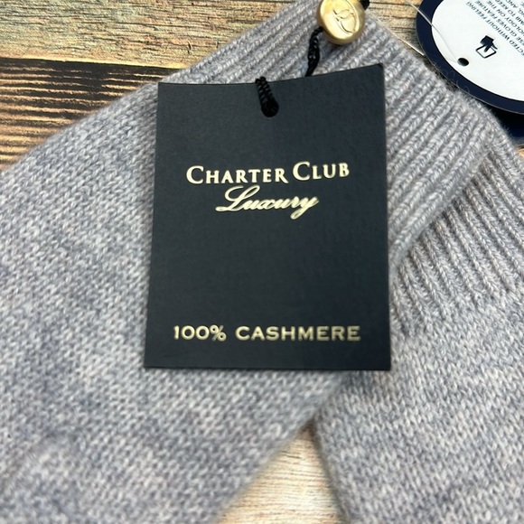 Charter Club Cashmere Gloves - Picture 4 of 4